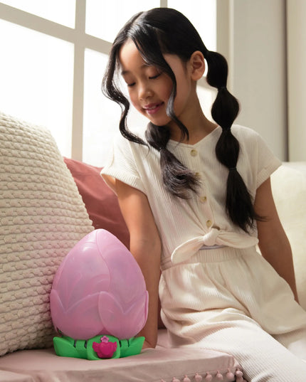 HATCHIMALS BLOOMABLES interaktyvus žaislas KITTYFLY – virtimas drugeliu