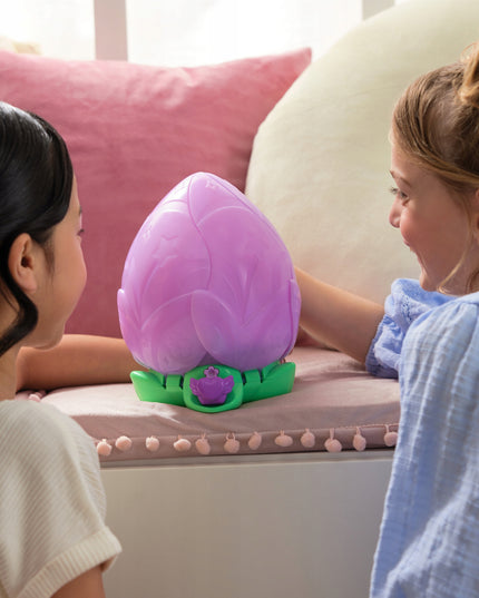 HATCHIMALS BLOOMABLES interaktyvi gėlė Puppyfly su virsmo drugeliu funkcija