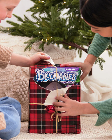 HATCHIMALS BLOOMABLES interaktyvi gėlė Puppyfly su virsmo drugeliu funkcija