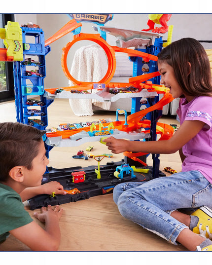 „Hot Wheels City“ rinkinys „Mega garažas: drakono ataka“ + 2 automobiliukai