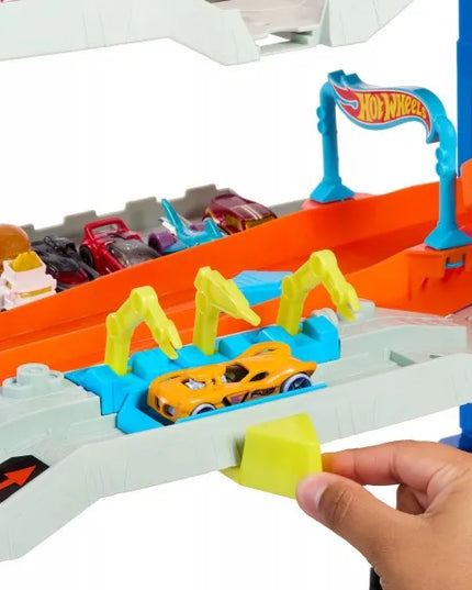 „Hot Wheels City“ rinkinys „Mega garažas: drakono ataka“ + 2 automobiliukai