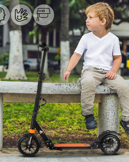 Sulankstomas paspirtukas su laikikliu gertuvei, galiniu stabdžiu, priekine ir galine amortizacija