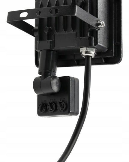 LED Halogenas 20W 1800lm Prožektorius su judesio ir sutemų davikliu IP65