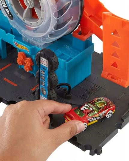 „Hot Wheels City“ lenktyninis padangų dirbtuvių rinkinys
