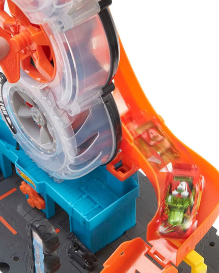 „Hot Wheels City“ lenktyninis padangų dirbtuvių rinkinys