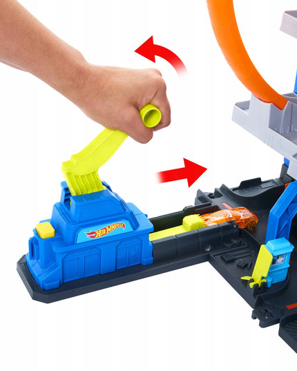 Hot Wheels Mega garažas „Gigapętla“ – lenktynių trasa su automobiliu JBM74