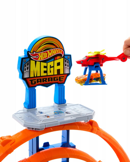 Hot Wheels Mega garažas „Gigapętla“ – lenktynių trasa su automobiliu JBM74