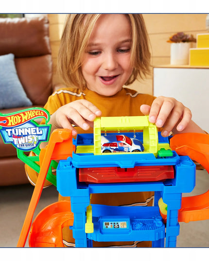 Hot Wheels City „Nuotykių posūkių“ plovykla su tuneliu ir spalvą keičiančiu automobiliuku HNT80