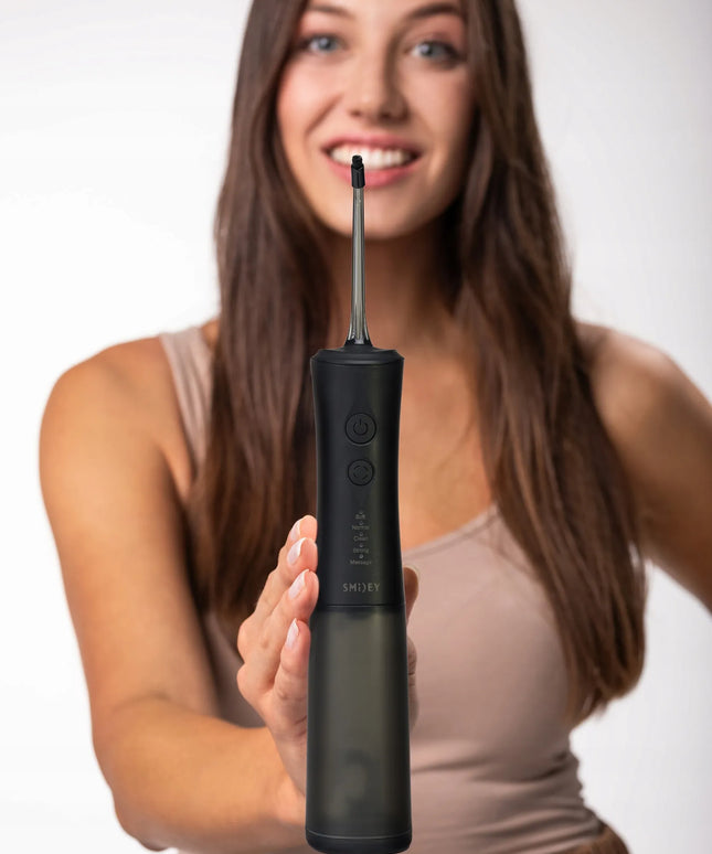 Belaidis burnos irigatorius „Smiley Pro Aqua“, 5 režimai, 4 antgaliai