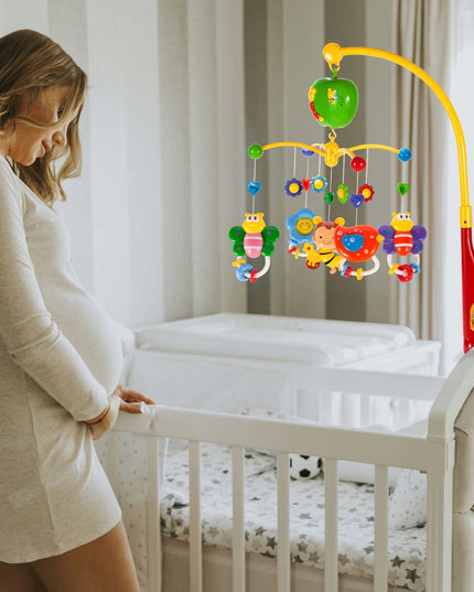 Kūdikio karuselė lovytei su bitutėmis ir drugeliais