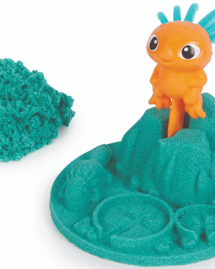 KINETIC SAND SURPRISE WILD CRITTERS kinetinio smėlio rinkinys su formеле ir figūrėle