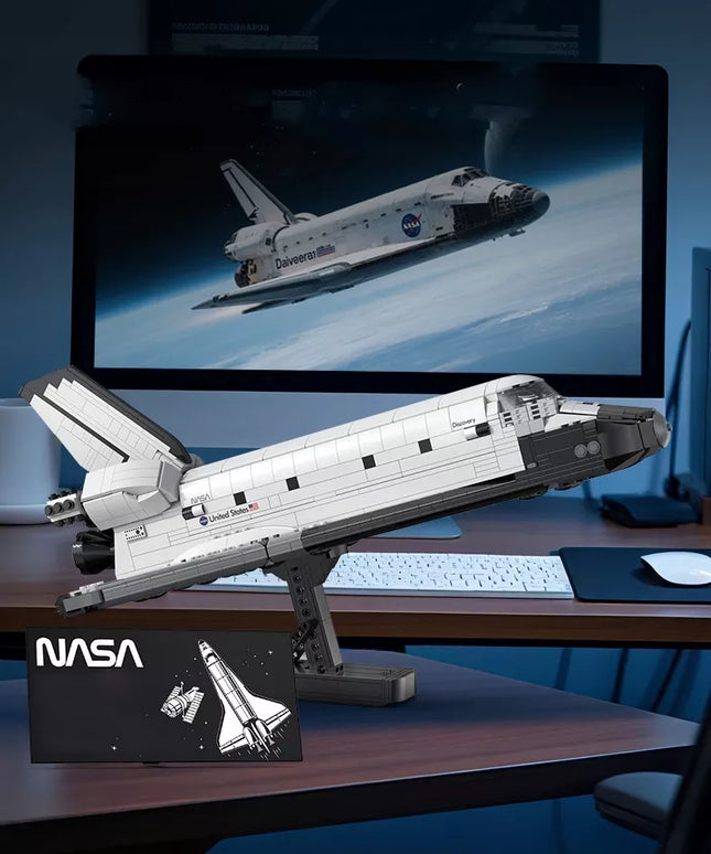 CaDA NASA Space Shuttle Discovery modelio konstravimo kaladėlių rinkinys, 1827 det.