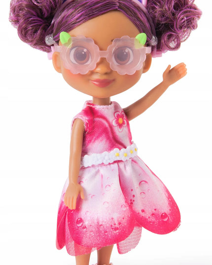 Gabby lėlė iš filmo Gabby's Dollhouse su gėlėta suknele ir priedais