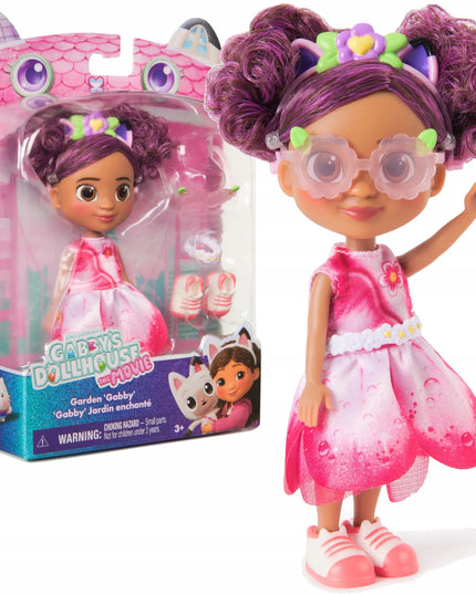 Gabby lėlė iš filmo Gabby's Dollhouse su gėlėta suknele ir priedais