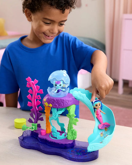 Gabby's Dollhouse filmo spalvingo akvariumo rinkinys su Gabi ir Mericatu figūrėlėmis