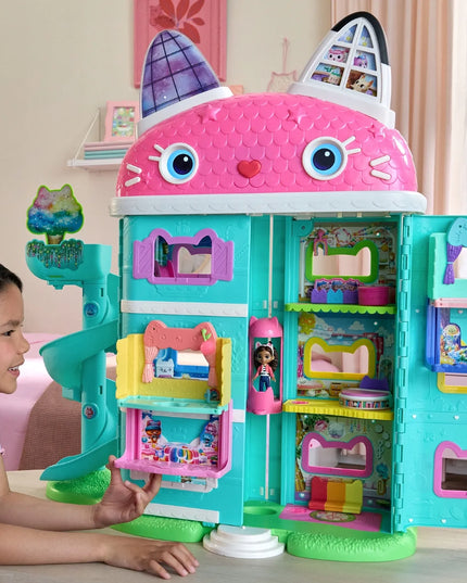 Gabby's Dollhouse filmų serijos žaidimų rinkinys: virtuvėlė su pyragaičiu Cakey