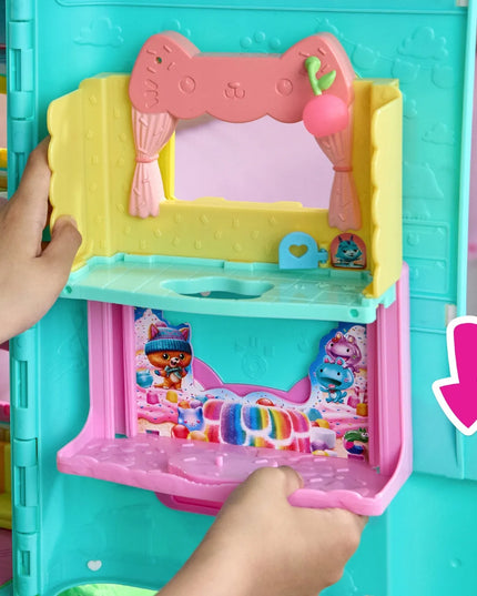 Gabby's Dollhouse filmų serijos žaidimų rinkinys: virtuvėlė su pyragaičiu Cakey