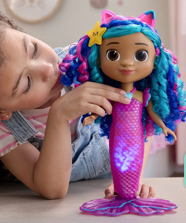 „Gabby's Dollhouse“ interaktyvi dainuojanti undinės Gabi lėlė su šviesos ir garso efektais
