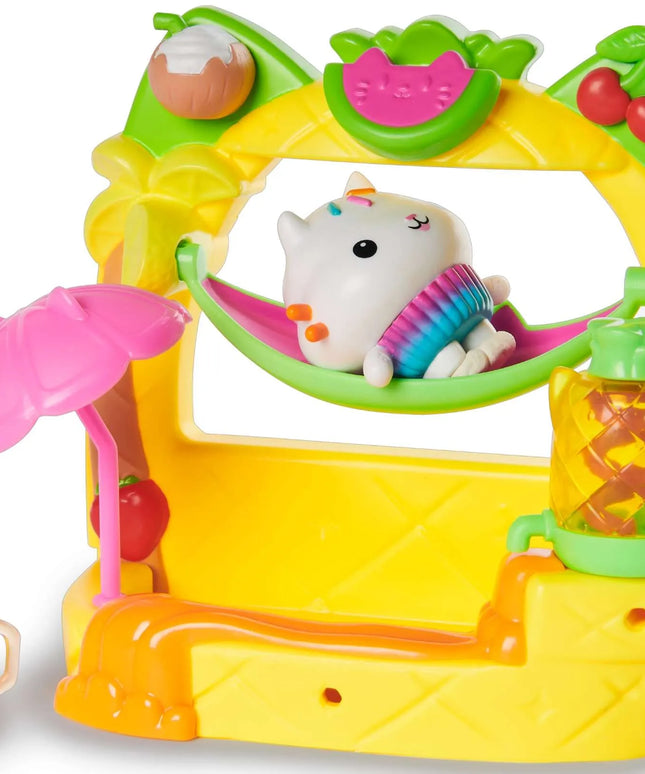 Gabby's Dollhouse Cakey balkono rinkinys – vaisių vakarėlis su figūrėle ir priedais