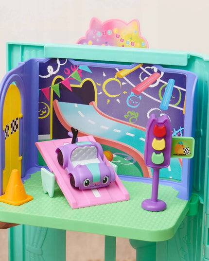 Gabby's Dollhouse žaidimų kambario rinkinys su „Kocifura“ figūrėle ir priedais