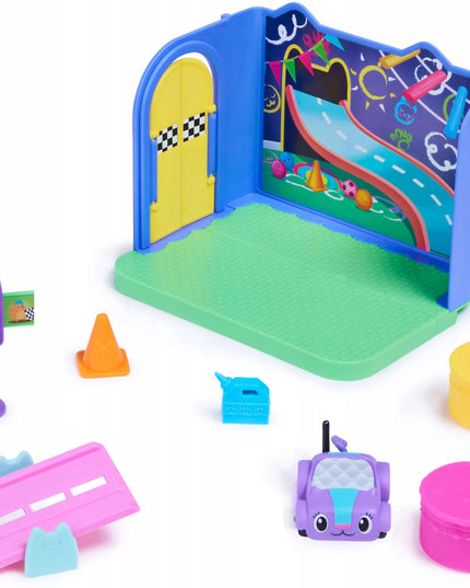 Gabby's Dollhouse žaidimų kambario rinkinys su „Kocifura“ figūrėle ir priedais