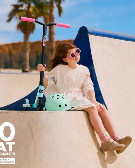 Kinderkraft Miesto paspirtukas, tvirtas iki 100 kg, lengvas SOLIS Juodas