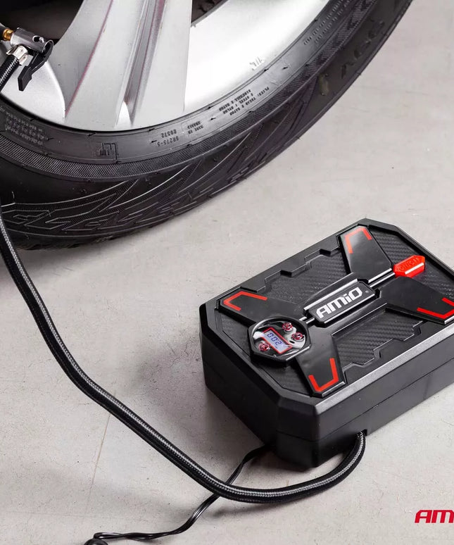 Cyfrowy kompresor samochodowy z diodą LED 12 V Amio Acomp-11