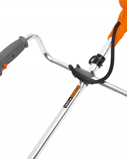 Elektrinė žoliapjovė DAEWOO DABC 1750E su galvute, trišakiais ašmenimis ir disku