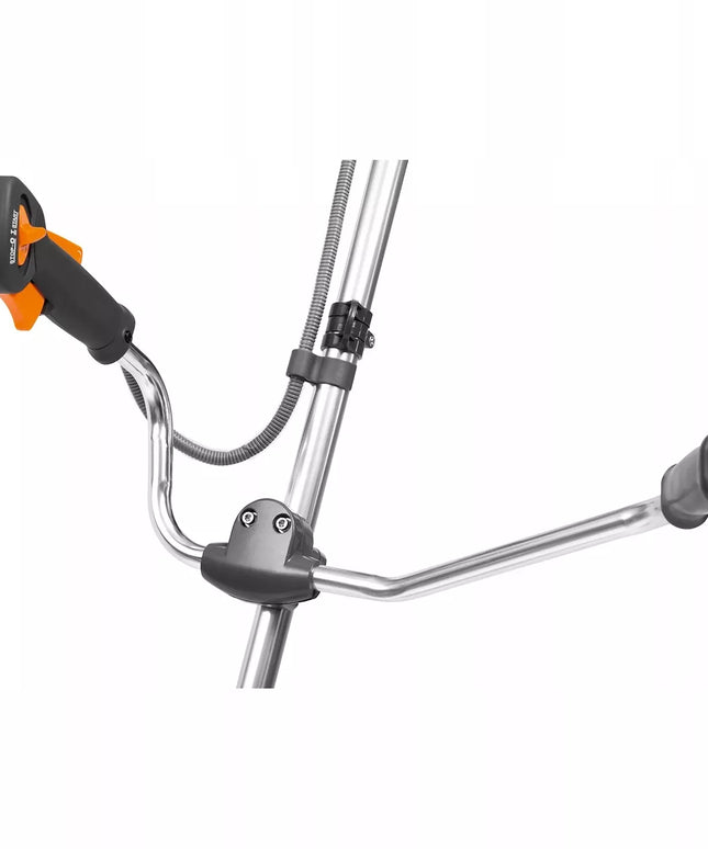 Benzininė žoliapjovė DAEWOO DABC 420 su lyno galvute, disku ir diržais