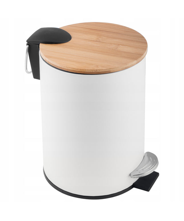 Maža balta vonios šiukšliadėžė su pedalu, loft stiliaus, bambukinė YOKA