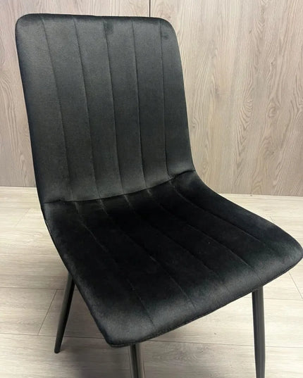 Apmuštas kėdė AURORA VELVET BLACK