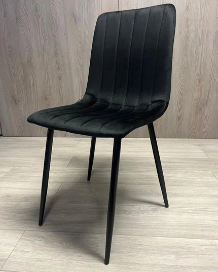 Apmuštas kėdė AURORA VELVET BLACK