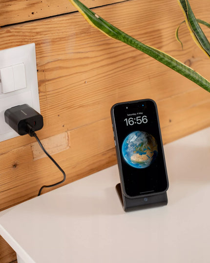 Belaidis indukcinis įkroviklis su MagSafe funkcija