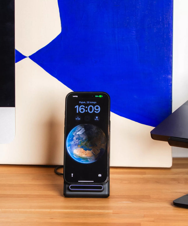 Spacecase indukcinis belaidis QI įkroviklis su telefono stovu 15W