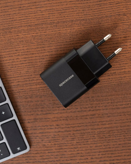 Spacecase 20W tinklo įkroviklis, universalus, greitas, 2x USB-C jungtys