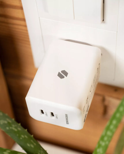 Spacecase 45W tinklo įkroviklis telefonui, greitas 2x USB-C PD įkrovimo blokelis, baltas
