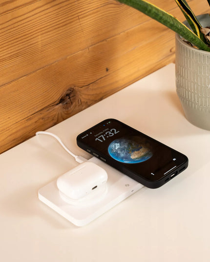 Spacecase magnetinis belaidis įkroviklis su MagSafe funkcija