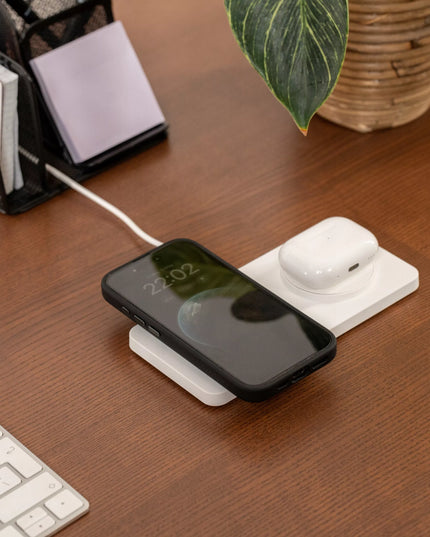Spacecase magnetinis belaidis įkroviklis su MagSafe funkcija