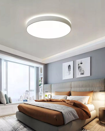 Apvalus 60 cm baltas lubinis „Temar“ CLEO šviestuvas – modernus LED plafonas su nuotolinio valdymo pulteliu ir reguliuojama spalvų temperatūra