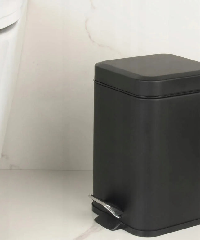 Kvadratinė vonios šiukšliadėžė Yoka Home MUTI, 3 l, matinė juoda