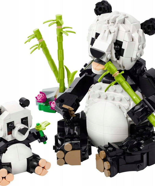 LEGO 31165 CREATOR Laukiniai gyvūnai: pandų šeima 3-in-1