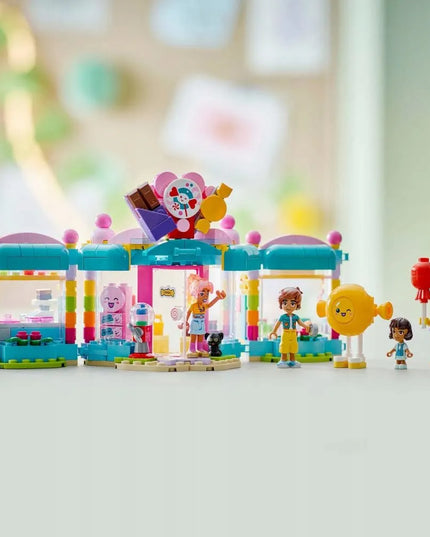LEGO 42649 FRIENDS Saldumynų parduotuvė Hartleiko mieste