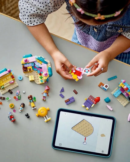 LEGO 42649 FRIENDS Saldumynų parduotuvė Hartleiko mieste