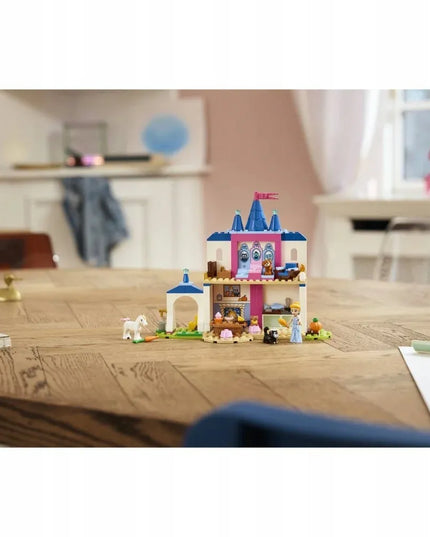 LEGO Disney Princess Pelenės ir jos gyvūnų bičiulių pilis 43283