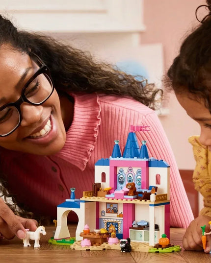 LEGO Disney Princess Pelenės ir jos gyvūnų bičiulių pilis 43283