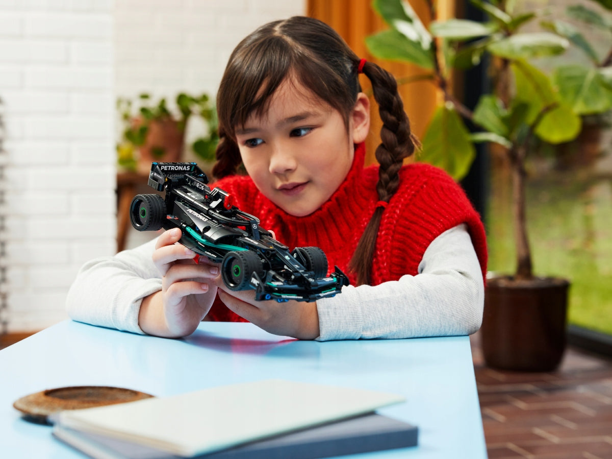 LEGO Technic 42165 Mercedes-AMG F1 W14 E Performance Atitraukiamas