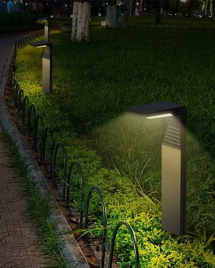 Saulės energija maitinamas sodo šviestuvas, 41 cm aukščio, IP65