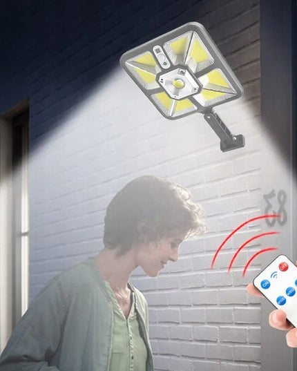 Lauko LED saulės šviestuvas su judesio jutikliu, galingas, IP44 + nuotolinio valdymo pultelis