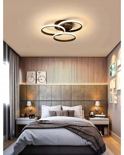 Lubinis šviestuvas plafonas paviršinio montavimo su 3 LED žiedais MODERN + PILOT Juodas sietynas