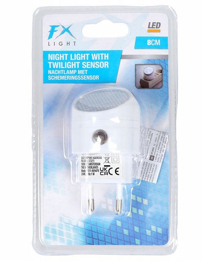 LED naktinė lemputė į rozetę su tamsos jutikliu